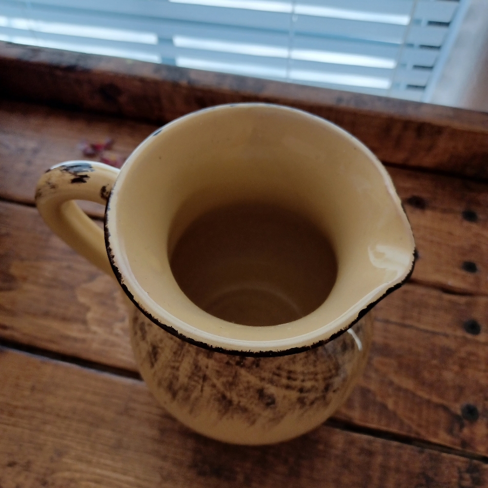 Pitcher Vase - Picture 6 of 10